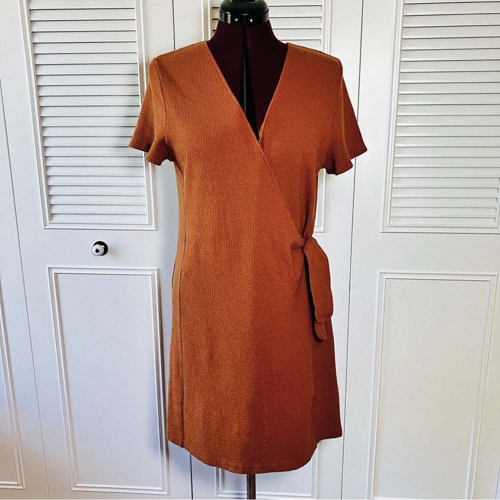 Madewell • Texture and Thread Rust Orange  Wrap Dress-  Large
